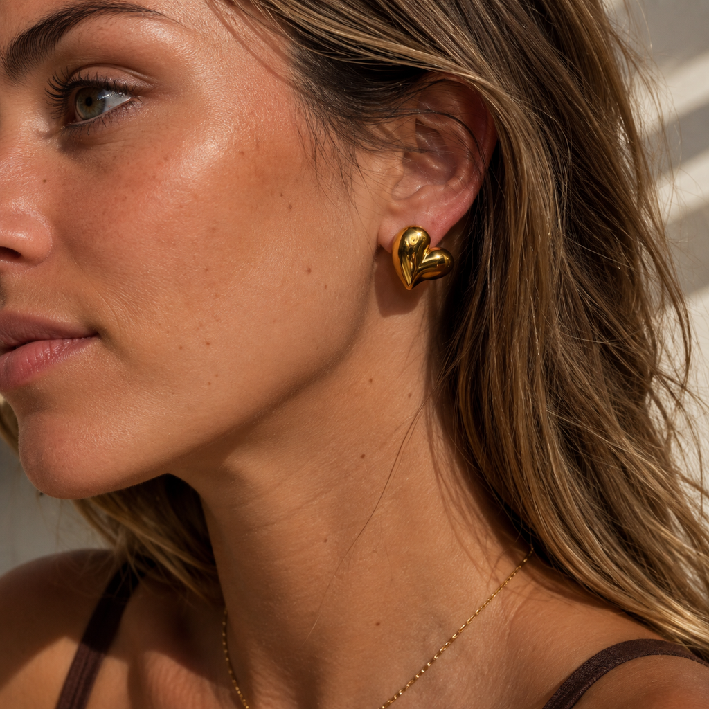 AMORA Earrings